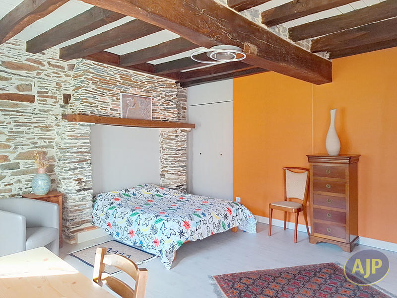 Maison - 170 m² - 8 pièces