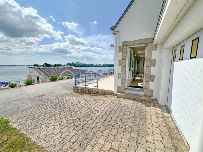 Maison - 102 m² - 5 pièces