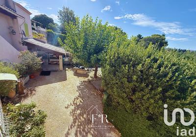 Maison - 165 m² - 5 pièces