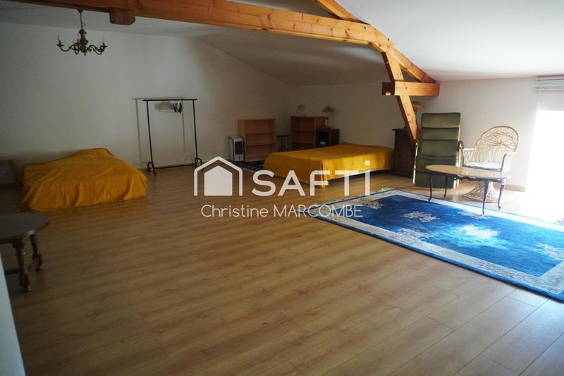 Maison - 215 m² - 10 pièces