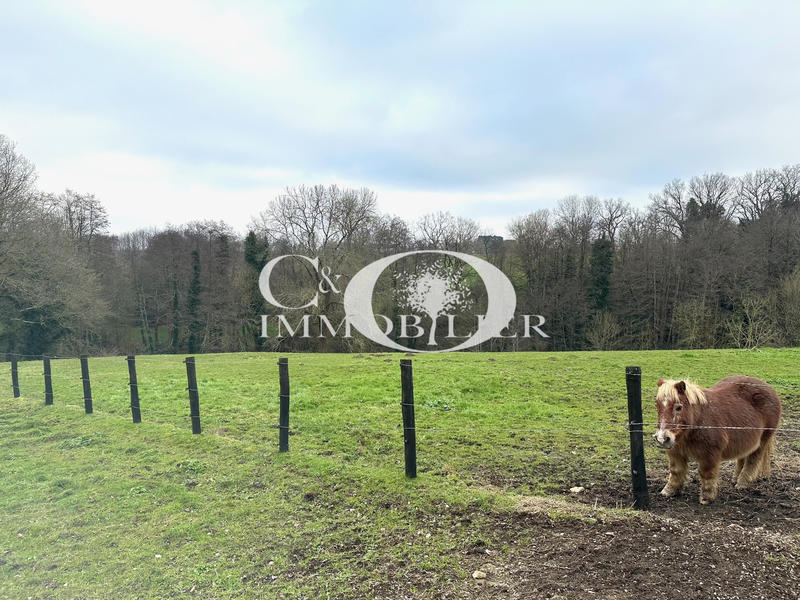 Maison - 200 m² - 6 pièces