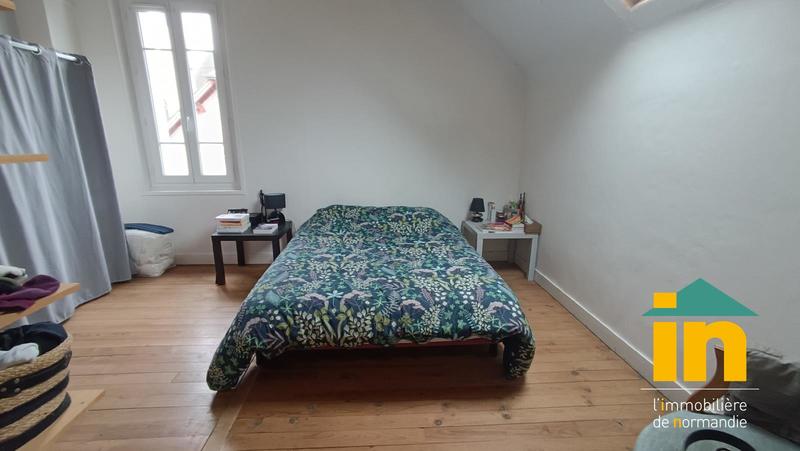 Maison de ville - 111 m² - 4 pièces