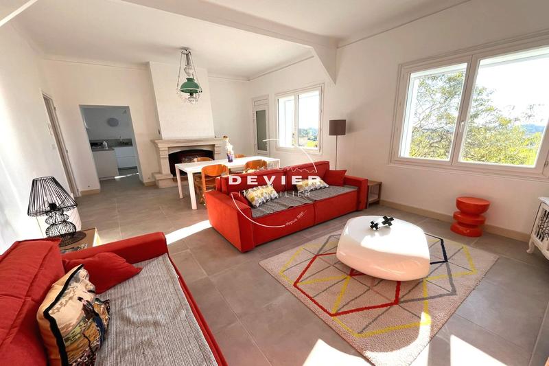 Maison de village - 111 m² - 5 pièces