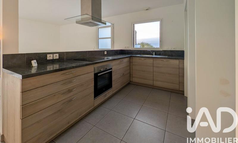 Maison - 92 m² - 4 pièces