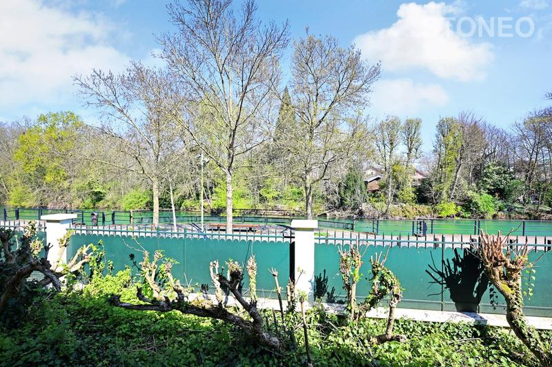 Maison ancienne - 580 m² - 2 pièces