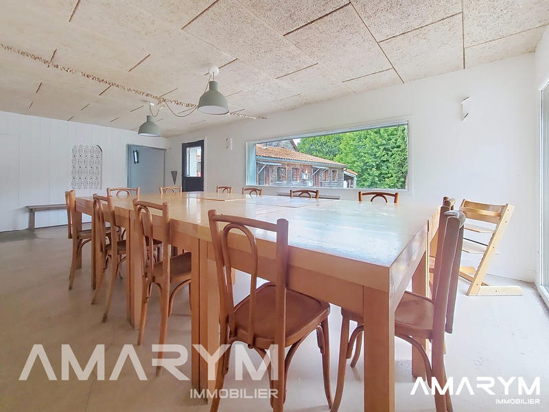 Bastide - 283 m² - 10 pièces