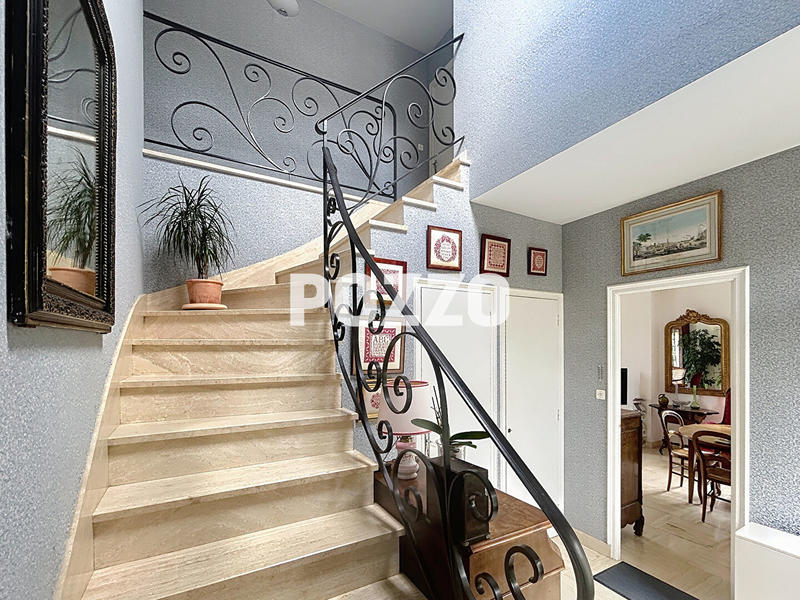 Maison - 135 m² - 6 pièces