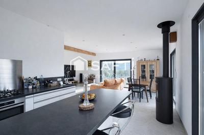 Maison - 138 m² - 3 pièces