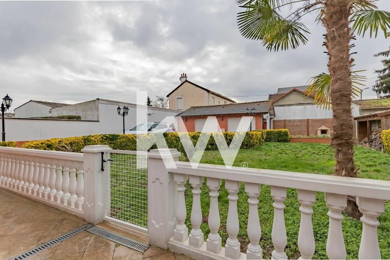 Maison - 143 m² - 6 pièces