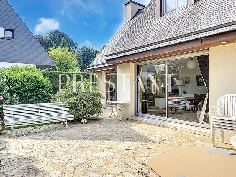 Maison - 157 m² - 7 pièces