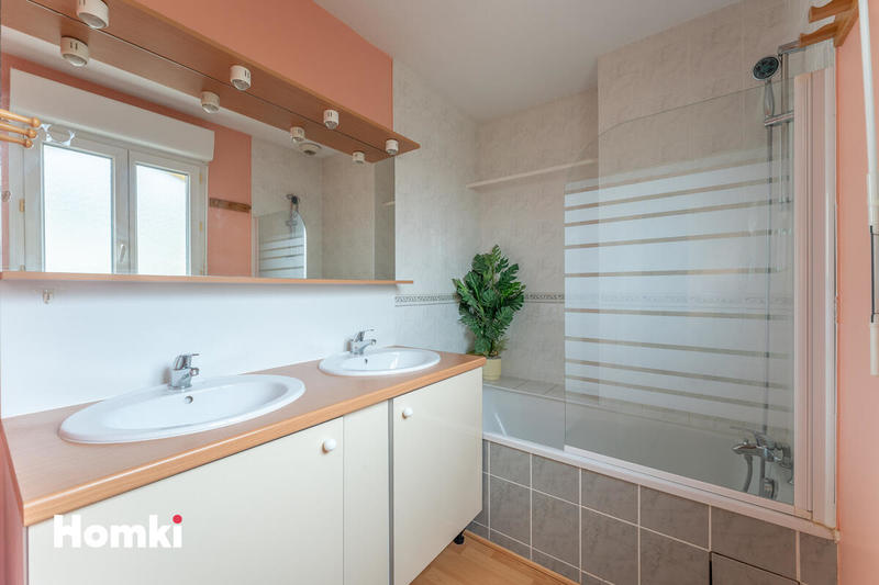 Maison de ville - 88 m² - 4 pièces