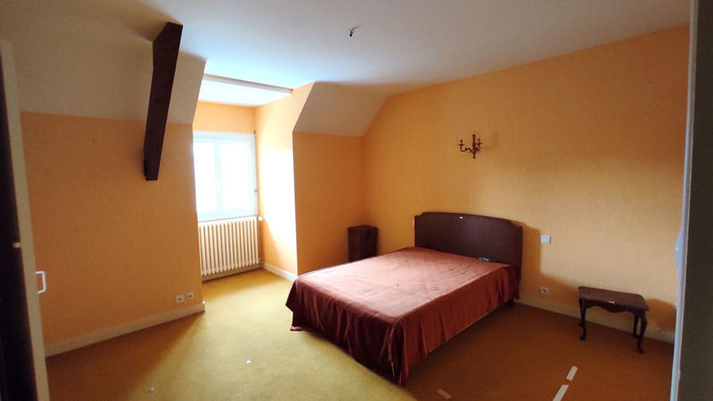 Maison - 222 m² - 6 pièces