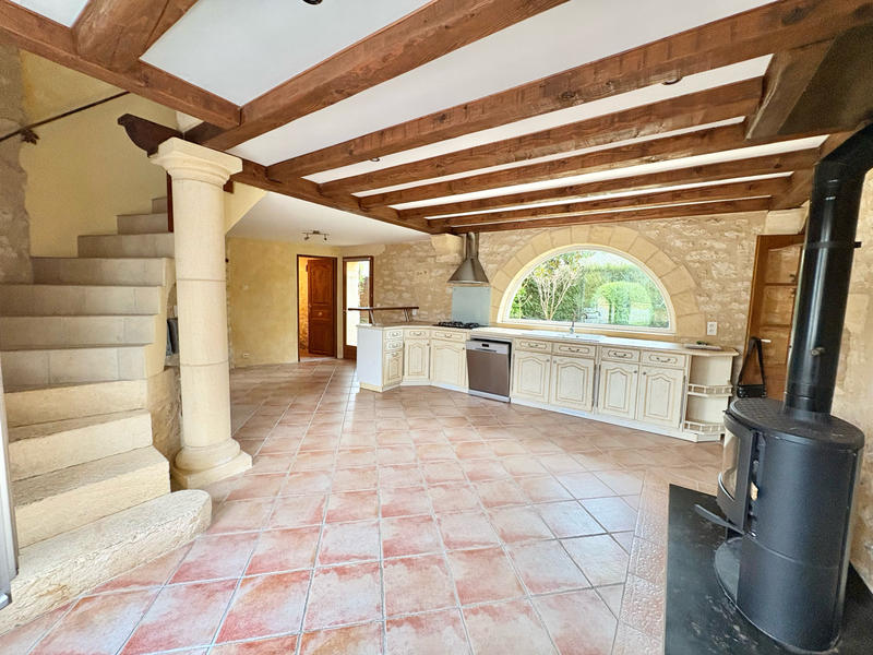 Maison - 94 m² - 4 pièces