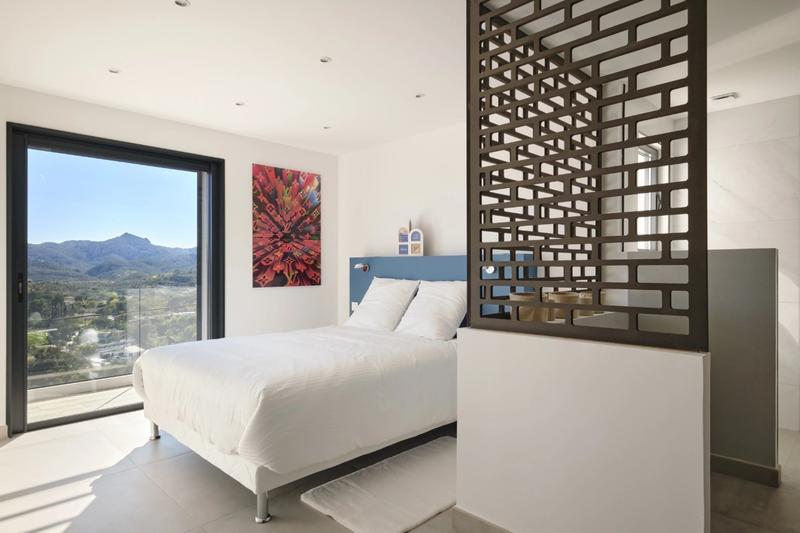 Villa - 320 m² - 7 pièces