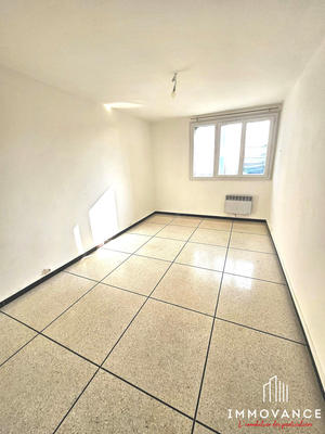 Appartement - 76 m² - 4 pièces
