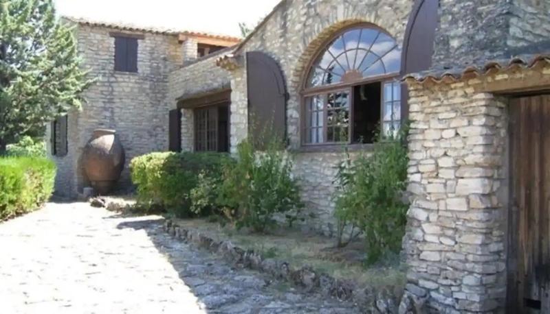 Maison - 274 m² - 10 pièces