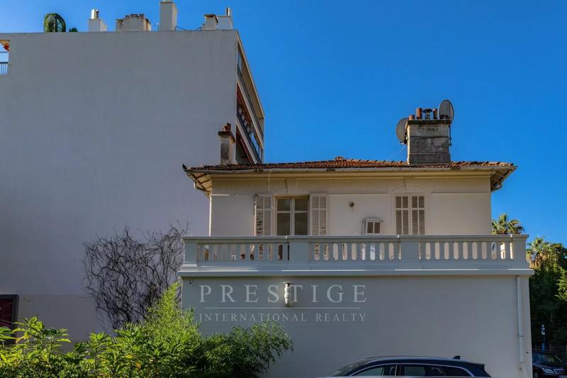 Appartement - 81 m² - 4 pièces