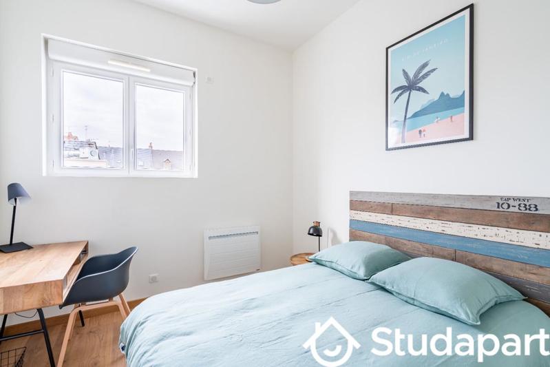 Chambre - 11 m² - 1 pièce