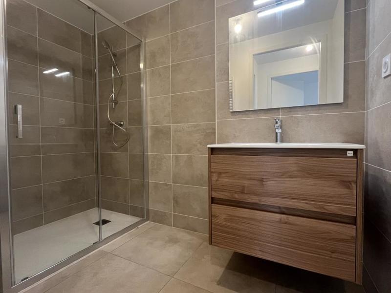 Appartement - 77 m² - 4 pièces