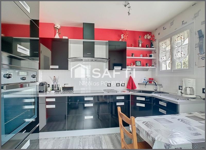 Maison - 86 m² - 4 pièces