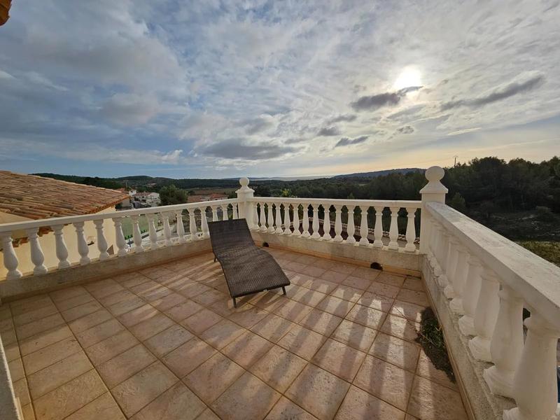 Propriété - 545 m² - 12 pièces