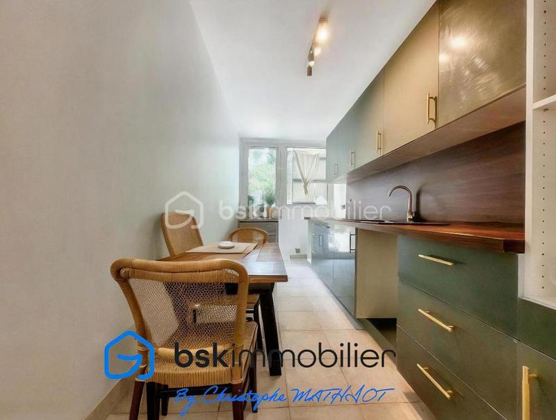 Appartement - 76 m² - 4 pièces