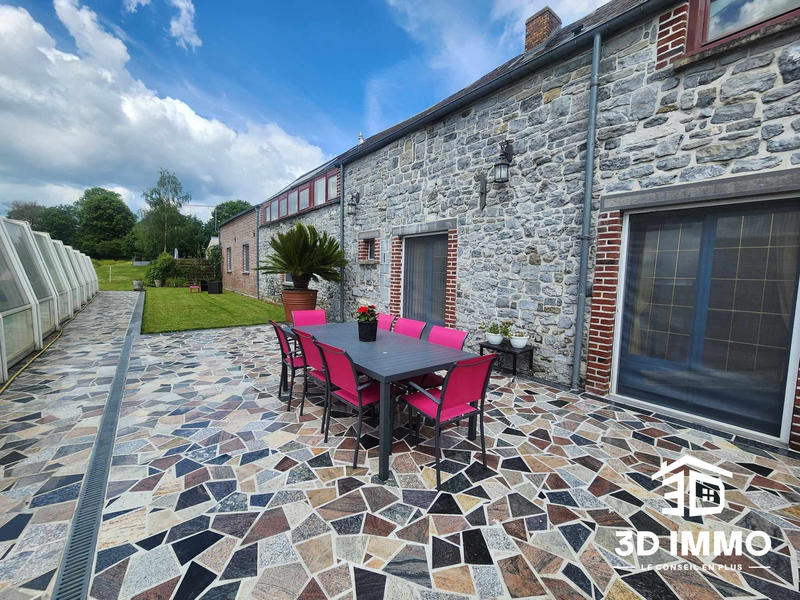 Maison - 400 m² - 7 pièces