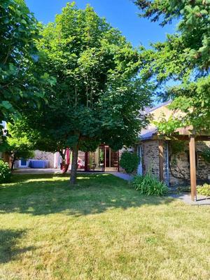 Maison de village - 225 m² - 7 pièces