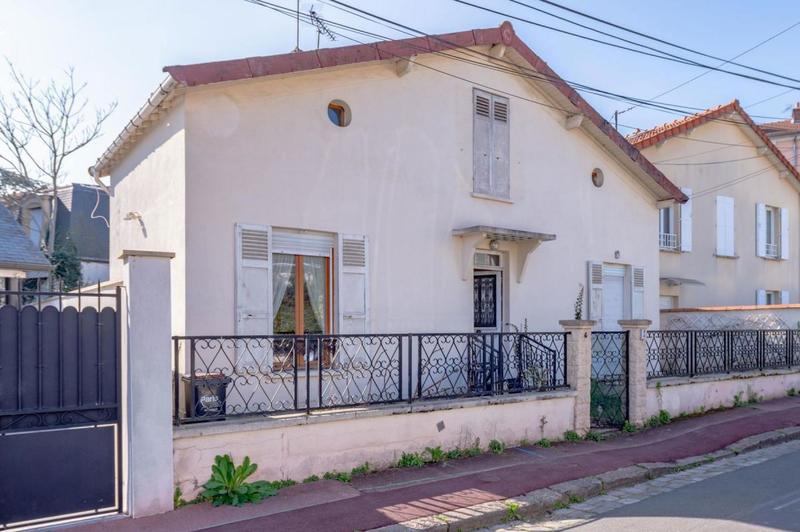 Maison - 86 m² - 4 pièces