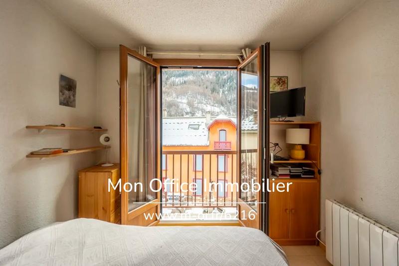 Studio - 25 m² - 2 pièces