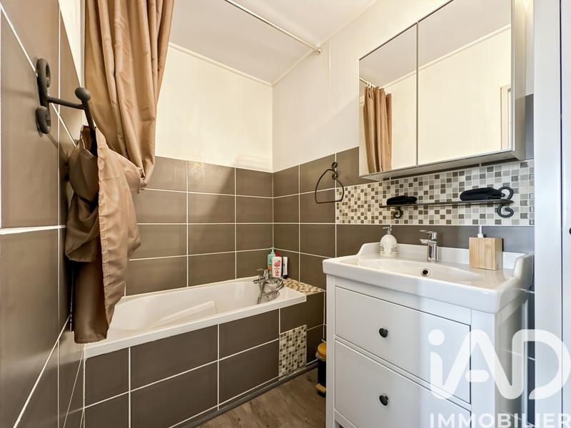 Studio - 24 m² - 1 pièce