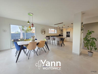 Maison - 126 m² - 5 pièces