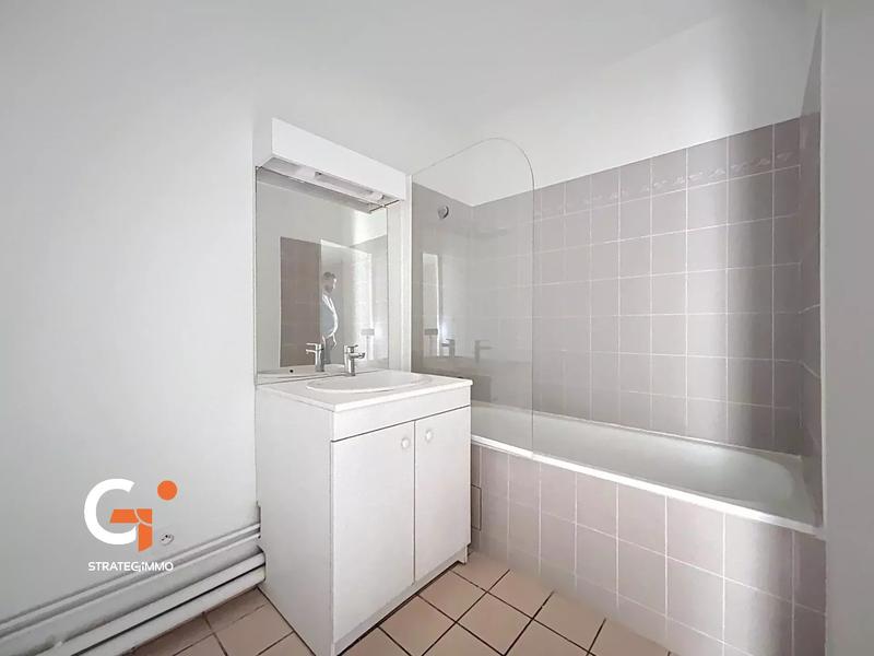 Appartement - 105 m² - 5 pièces