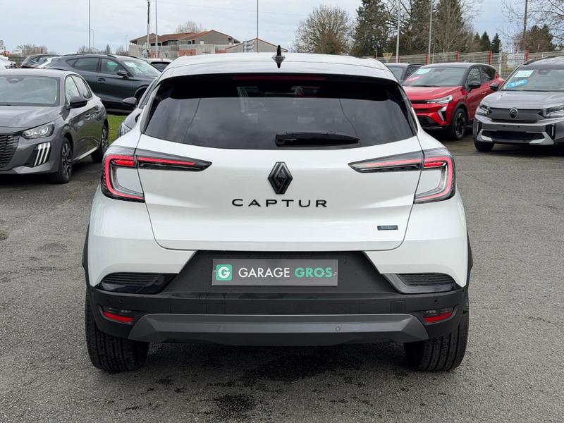 Renault Captur E-Tech full hybrid 160 ch esprit Alpine
