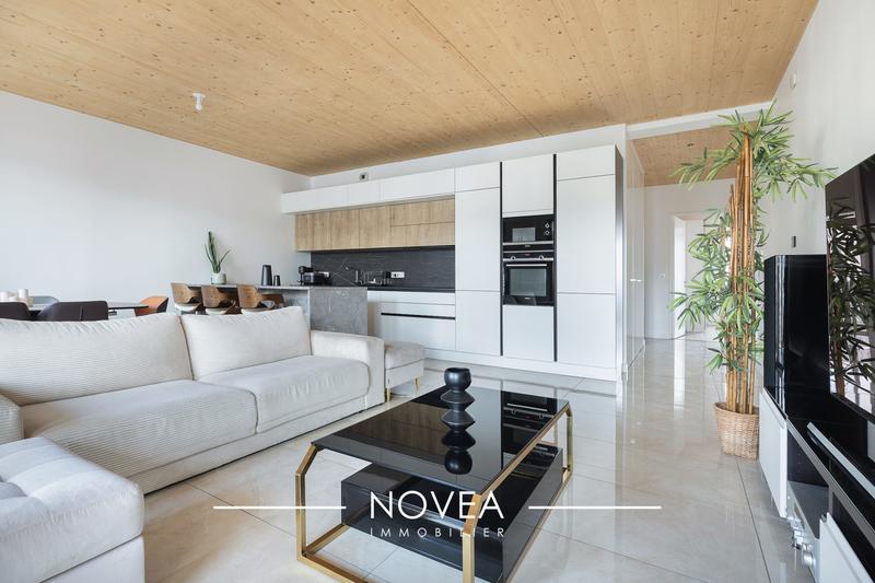 Appartement - 94 m² - 4 pièces