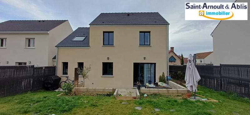 Maison - 106 m² - 5 pièces