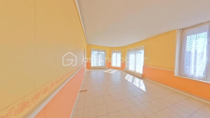 Maison - 269 m² - 10 pièces