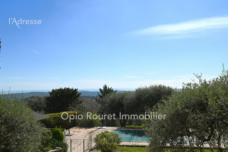 Maison - 231 m² - 7 pièces