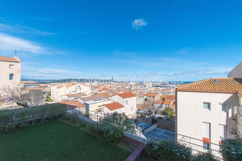 Appartement - 64 m² - 2 pièces