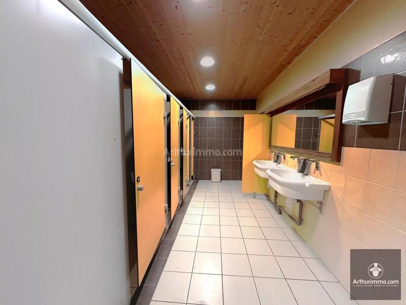 Maison - 500 m² - 18 pièces