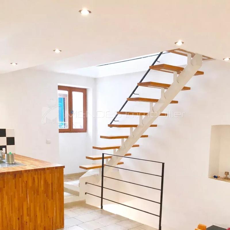 Maison de village - 80 m² - 3 pièces