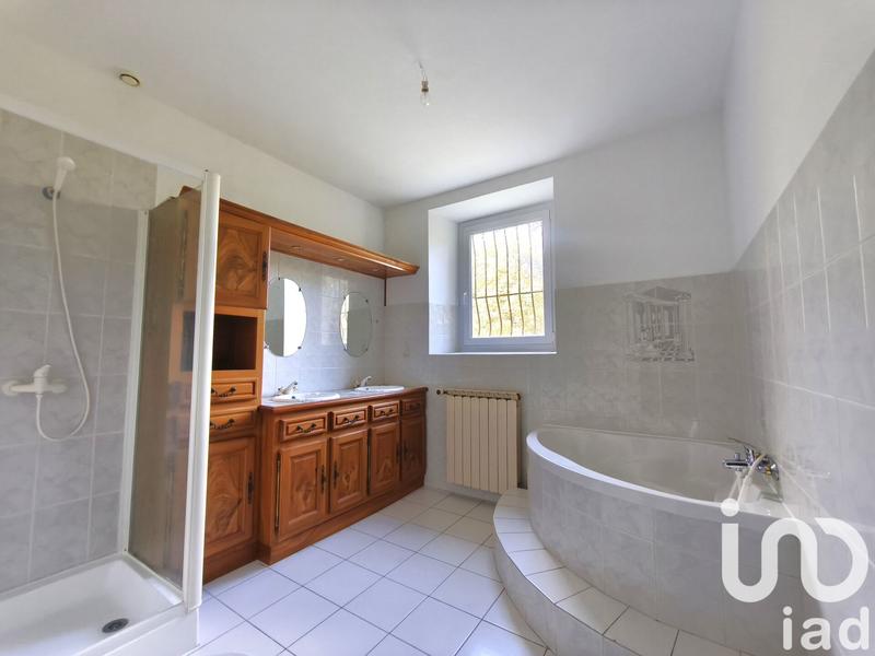 Maison - 163 m² - 5 pièces