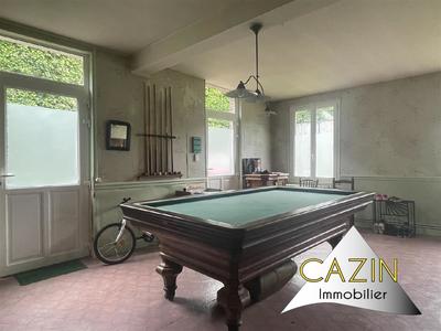 Maison - 287 m² - 10 pièces