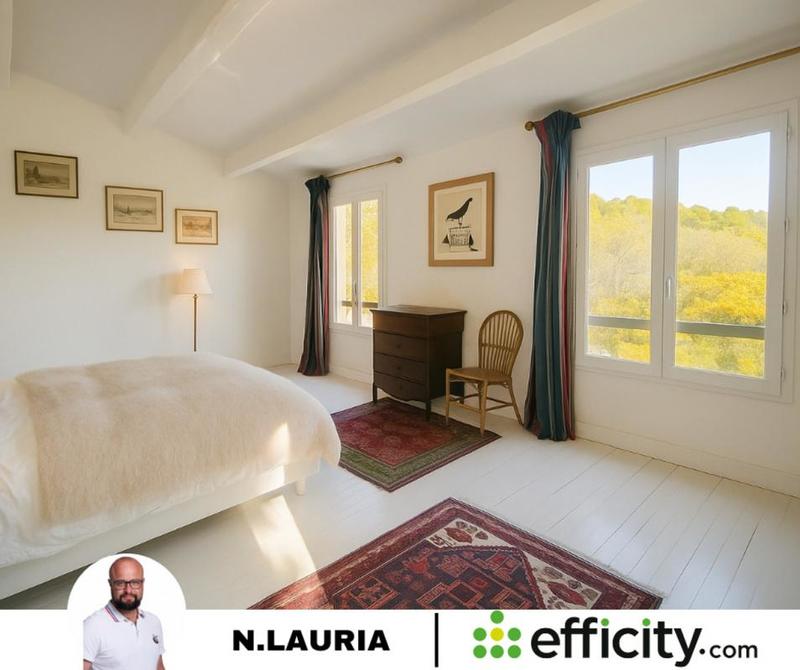 Maison - 167 m² - 5 pièces