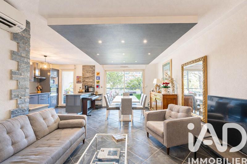 Appartement - 85 m² - 4 pièces