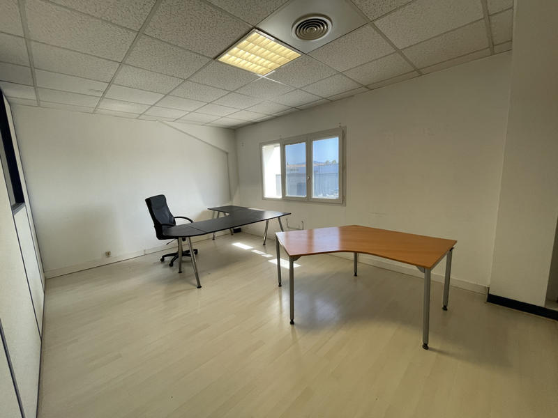 Bureau - 106 m²