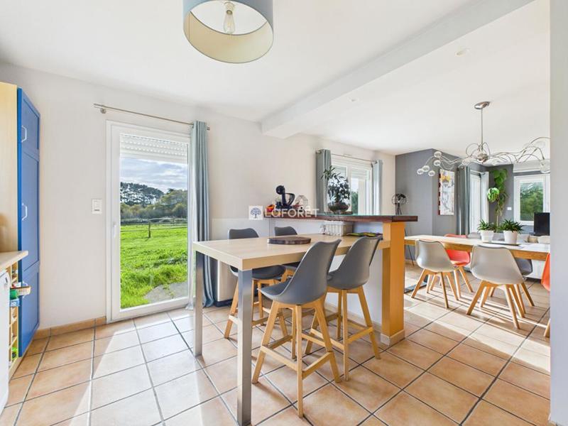 Maison - 134 m² - 7 pièces