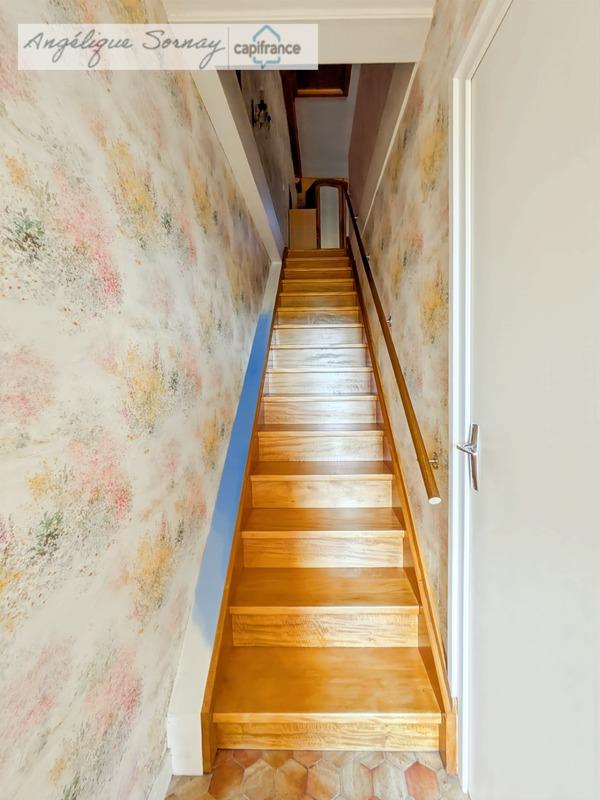 Maison de village - 242 m² - 6 pièces