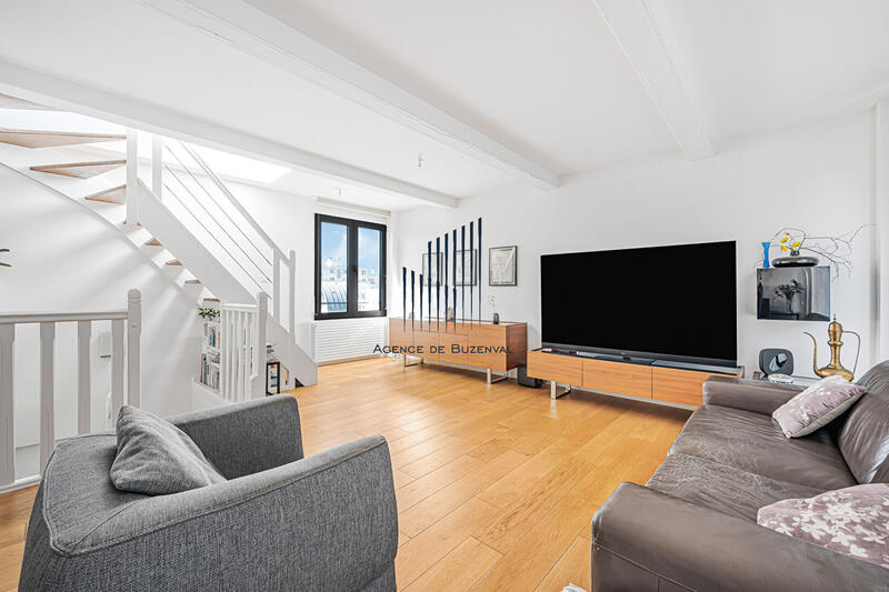 Maison - 98 m² - 5 pièces