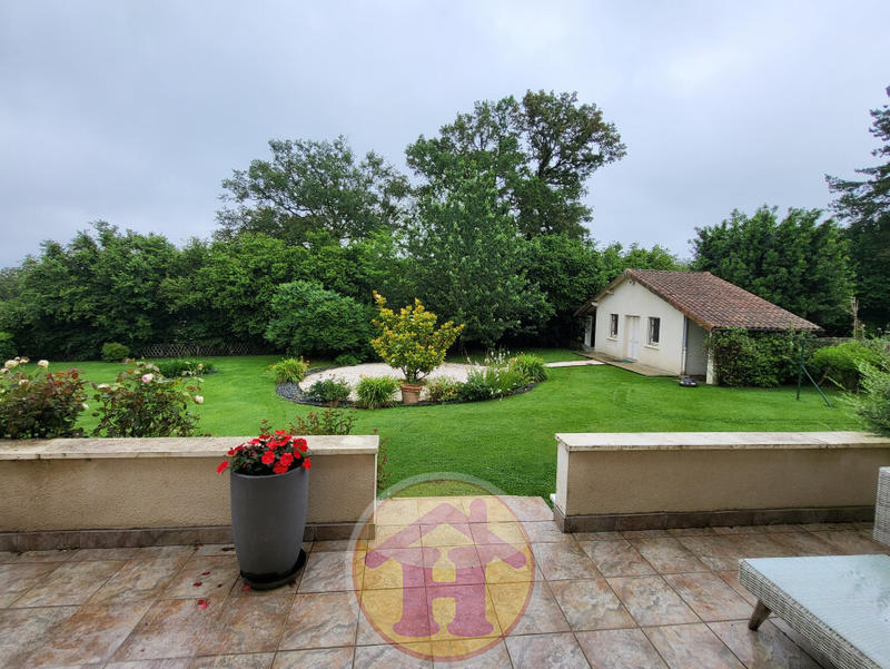 Maison - 165 m² - 6 pièces